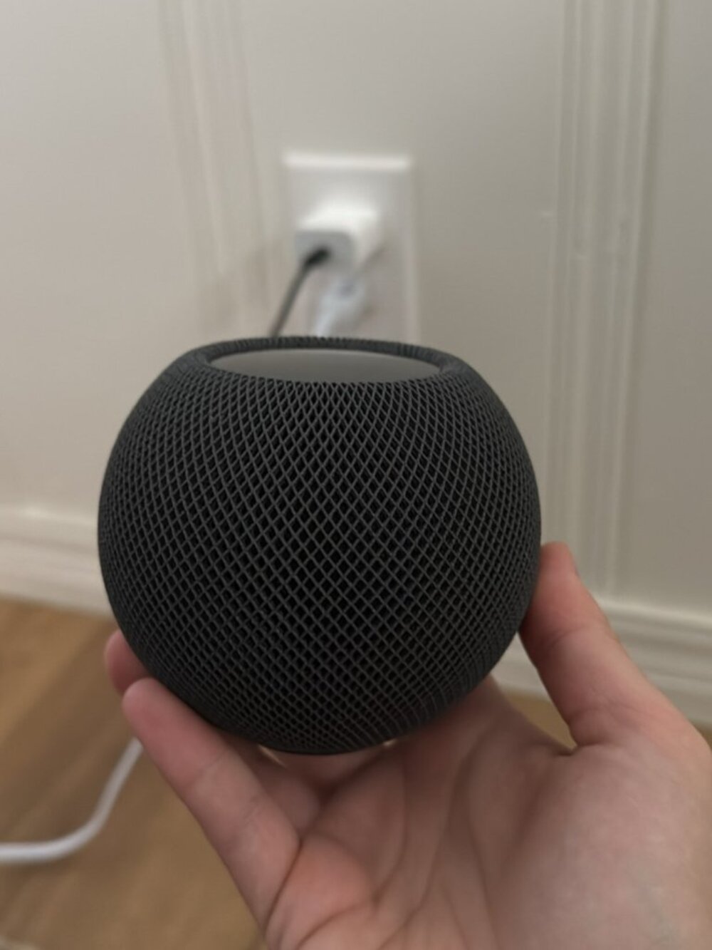 Apple HomePod Mini - Picture 3 of 5